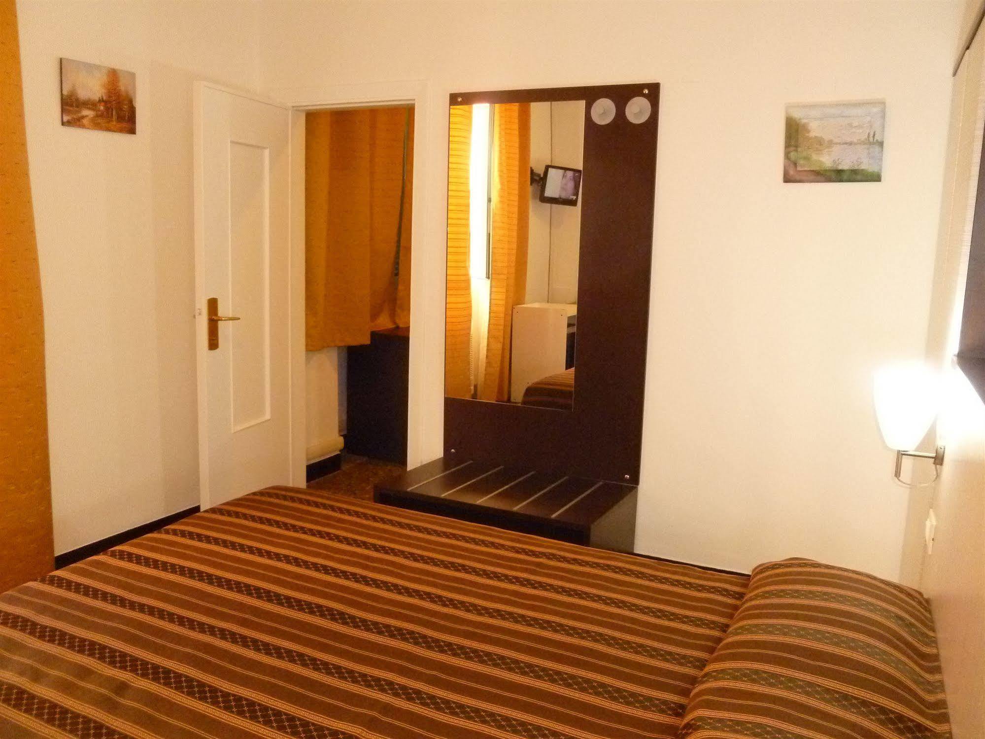Hotel Agnello D'Oro Genova Eksteriør billede